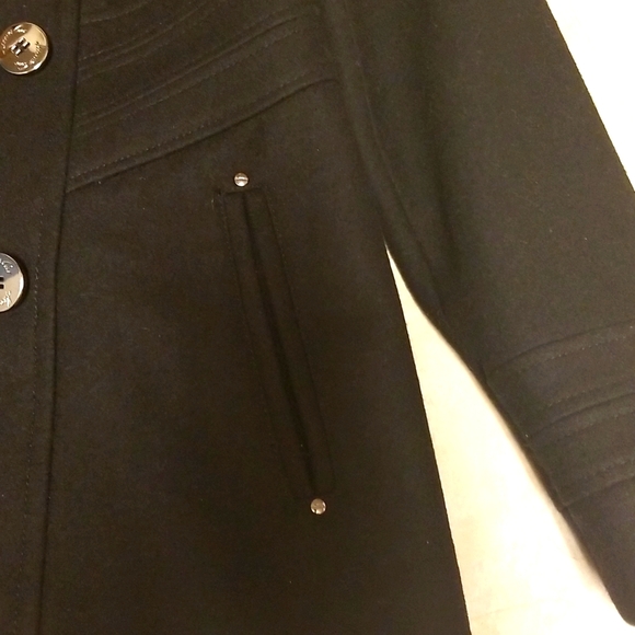 Kenneth Cole women coat size 6 - Picture 8 of 8